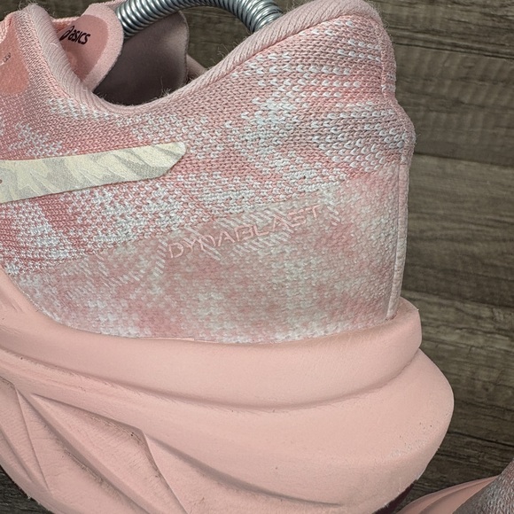 Asics Dynablast 3 Pink Womens US Size 8 EUR 38.5 1012B289 Running Shoes - Picture 7 of 10